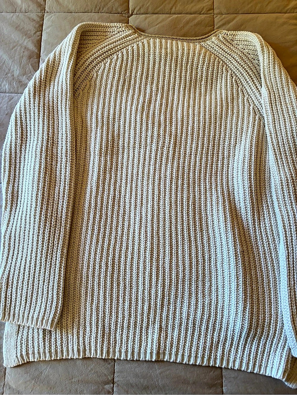 St. John Cream Geometric Knit Sweater Size Medium - Picture 7 of 8